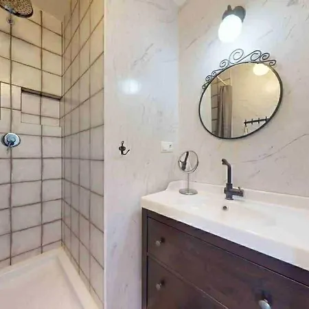 Zlata By Canas V Srdci Mesta, Len Par Krokov Od Hlavneho Namestia Apartmán